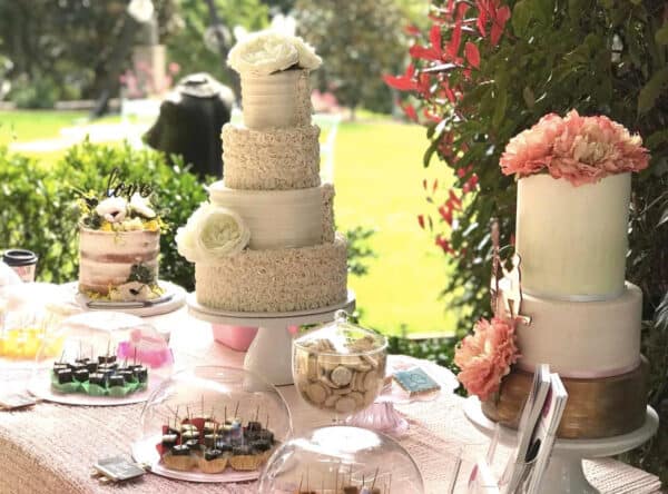 Custom made designer cakes for wedding